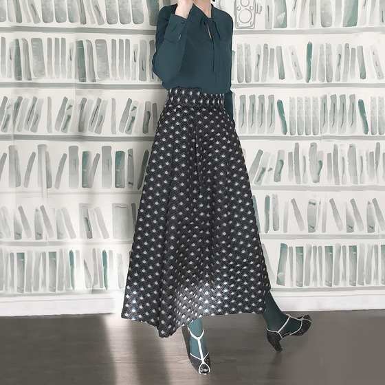 Skirt in designer fabric