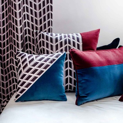 Luxurious cushion square Simple Stripe in solid color velvet