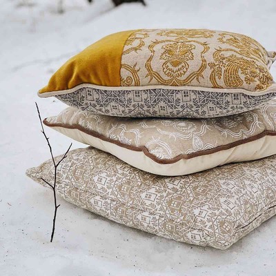 Luxurious cushion square Carrè Stripe in multicolor/pattern fabric