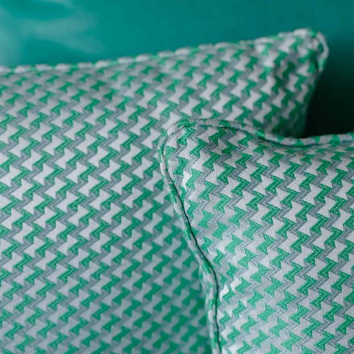 Luxurious cushion rectangular Longue in multicolor/pattern fabric