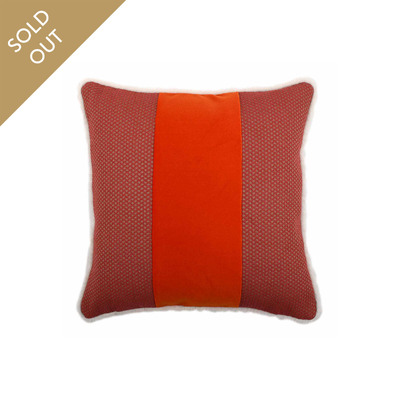 Luxurious cushion square Carrè Three in false unit fabric