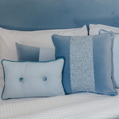 Luxurious cushion rectangular Extra in false unit fabric