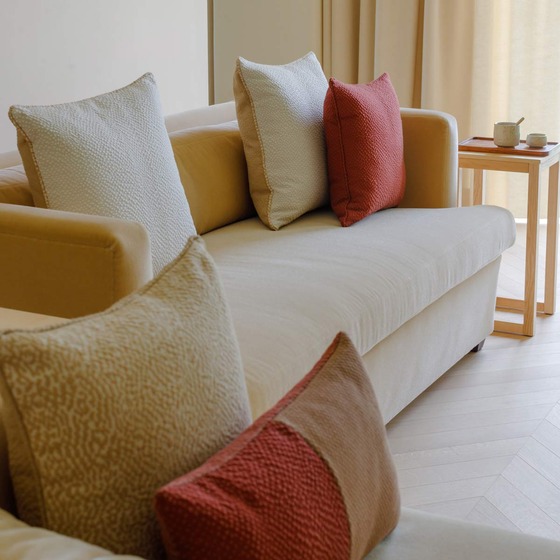 Luxurious cushion rectangular Bis in false unit fabric