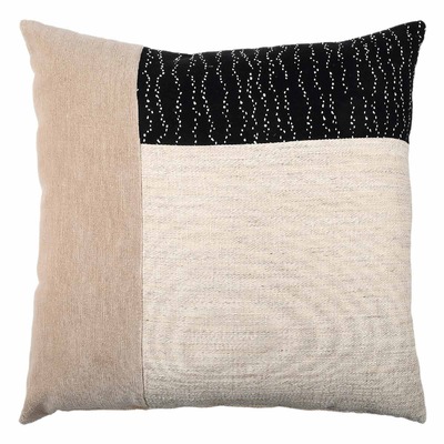 Luxurious cushion square Carrè T in false unit fabric