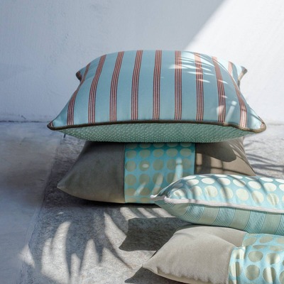 Luxurious cushion square Carrè Degradè in multicolor/pattern fabric