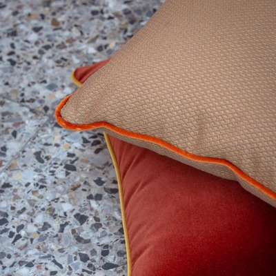 Cuscino d'arredo quadrato Carrè in tessuto geometrico 