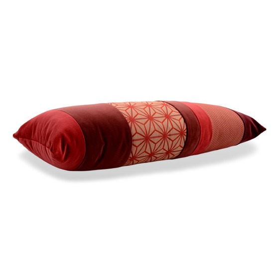 Luxurious cushion rectangular Baguette in multicolor/pattern fabric