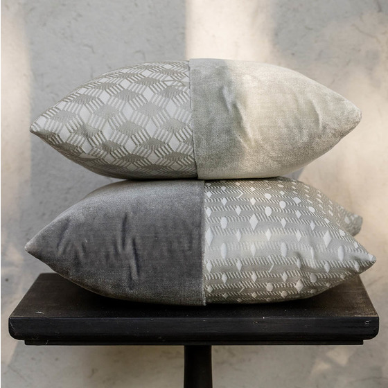 Luxurious cushion square Carrè Bis in multicolor/pattern fabric