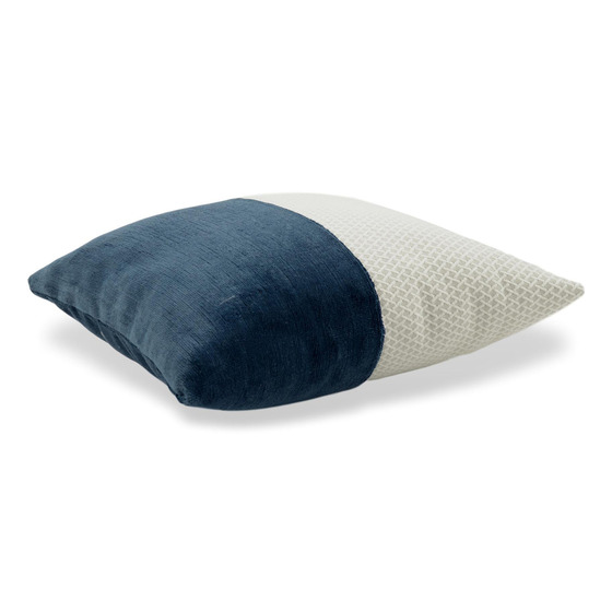 Luxurious cushion square Carrè Bis in false unit fabric