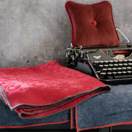 Plaid in tessuto pregiato