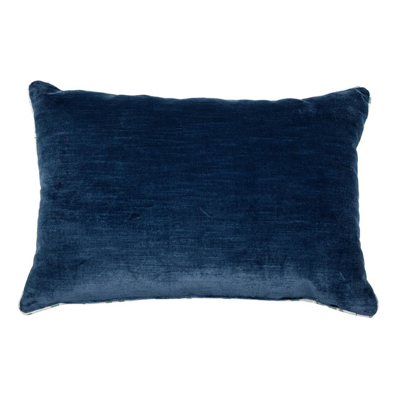 Luxurious cushion rectangular Longue in false unit fabric